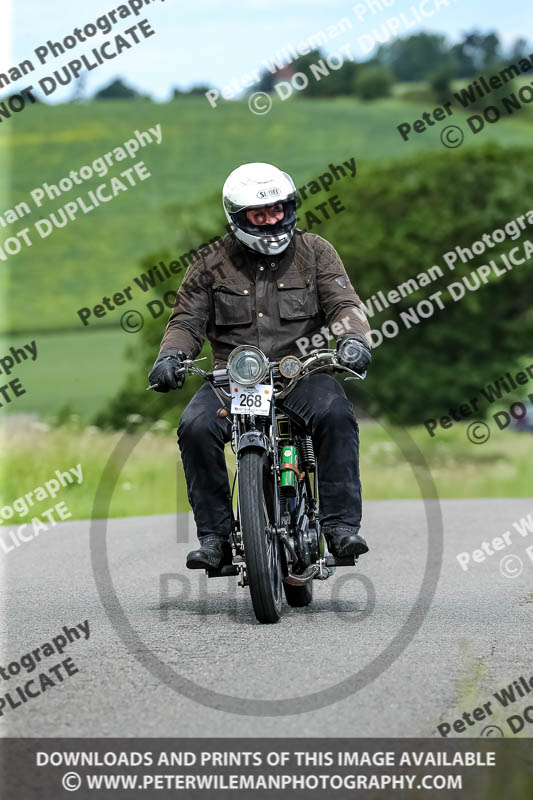 Vintage motorcycle club;eventdigitalimages;no limits trackdays;peter wileman photography;vintage motocycles;vmcc banbury run photographs